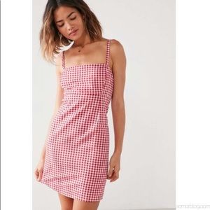 Straight neck gingham dress- Urban Outfitters